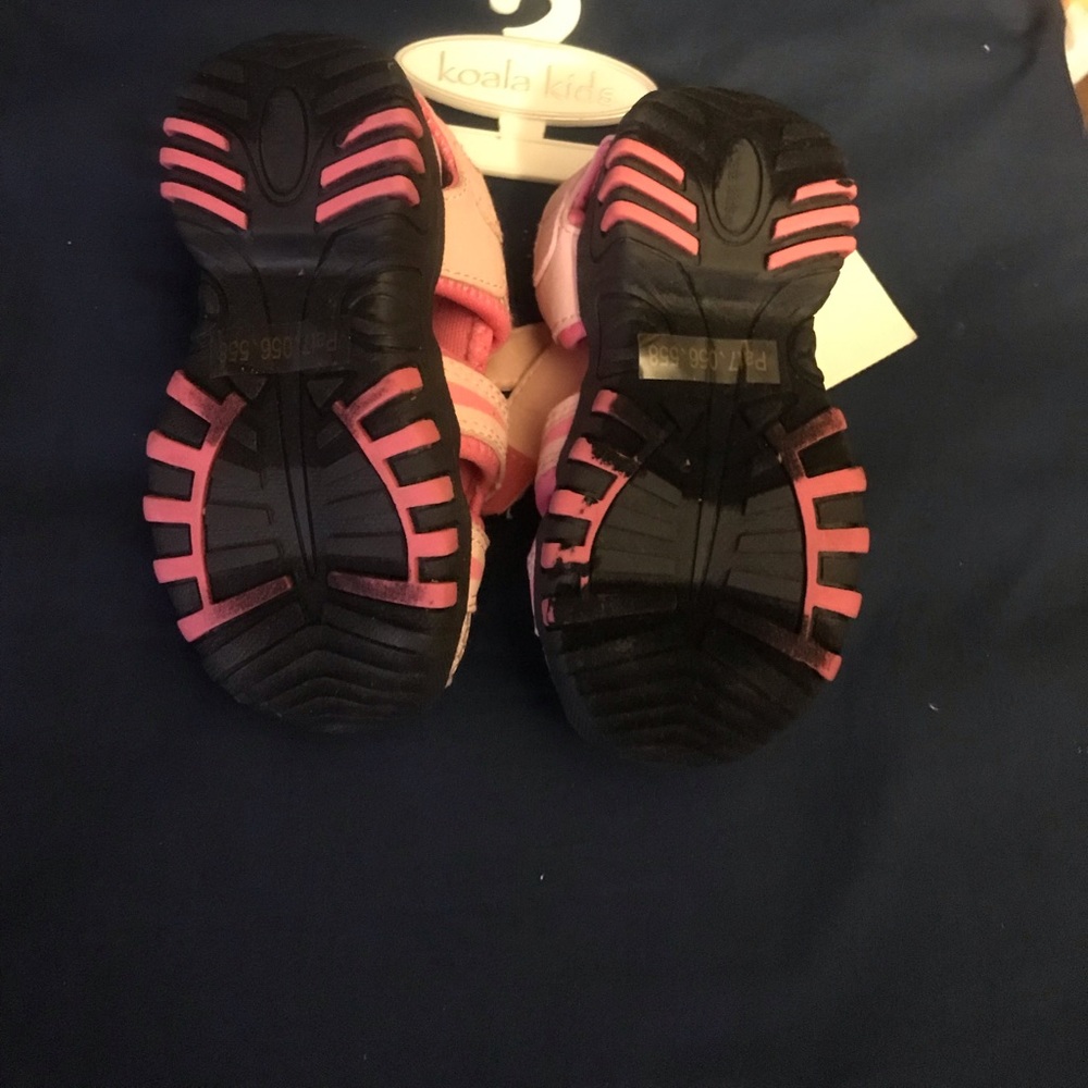 Water Shoes - Picture 5 of 5